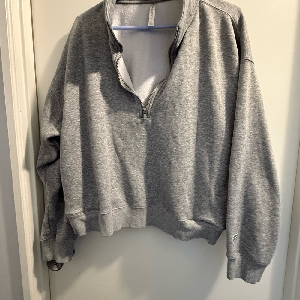 Cozy Fleece Half-Zip Women's sweatshirt